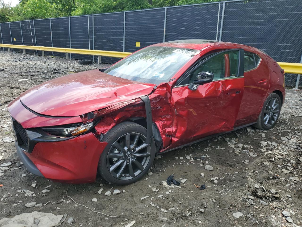 MAZDA 3 PREFERRED
