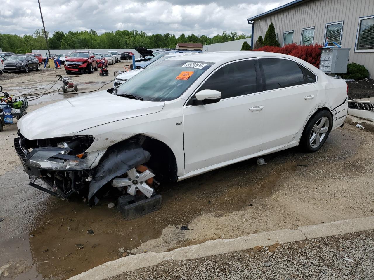 VOLKSWAGEN PASSAT S