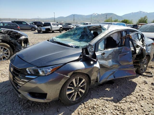 NISSAN VERSA SV