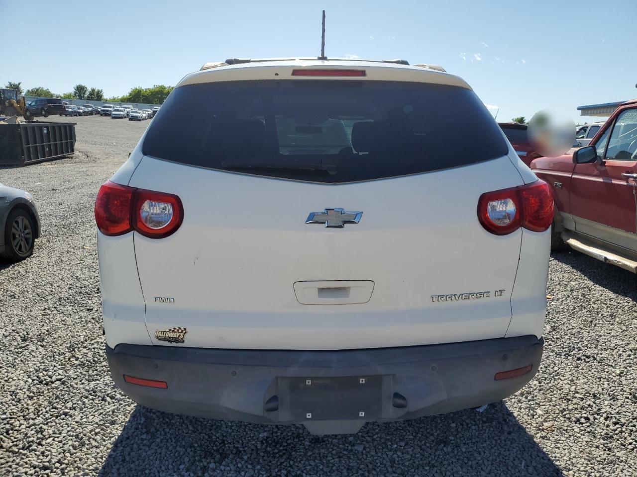 CHEVROLET TRAVERSE LT