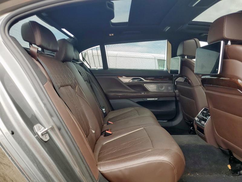 2016 BMW 740 I WBA7E2C51GG547019