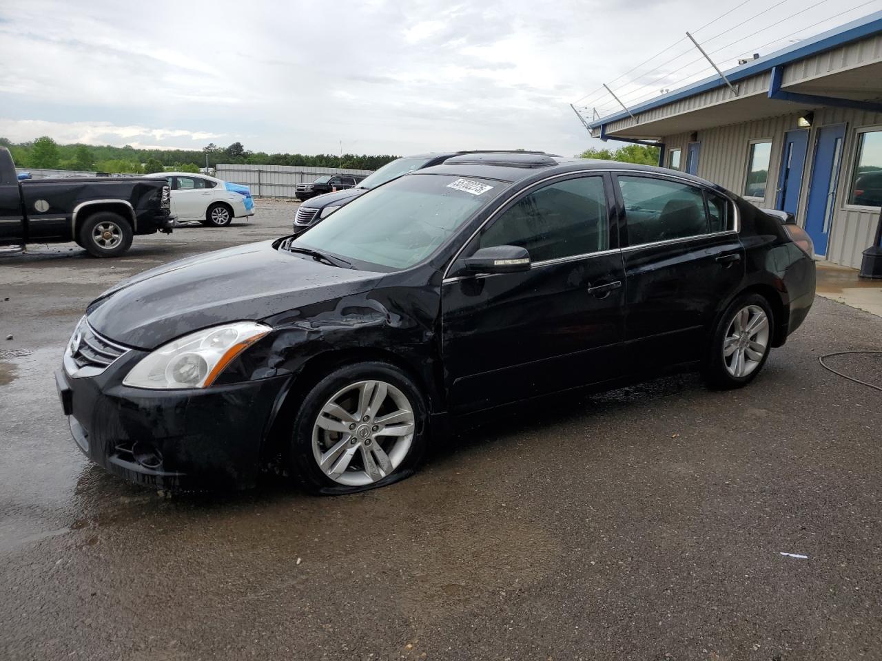 NISSAN ALTIMA SR