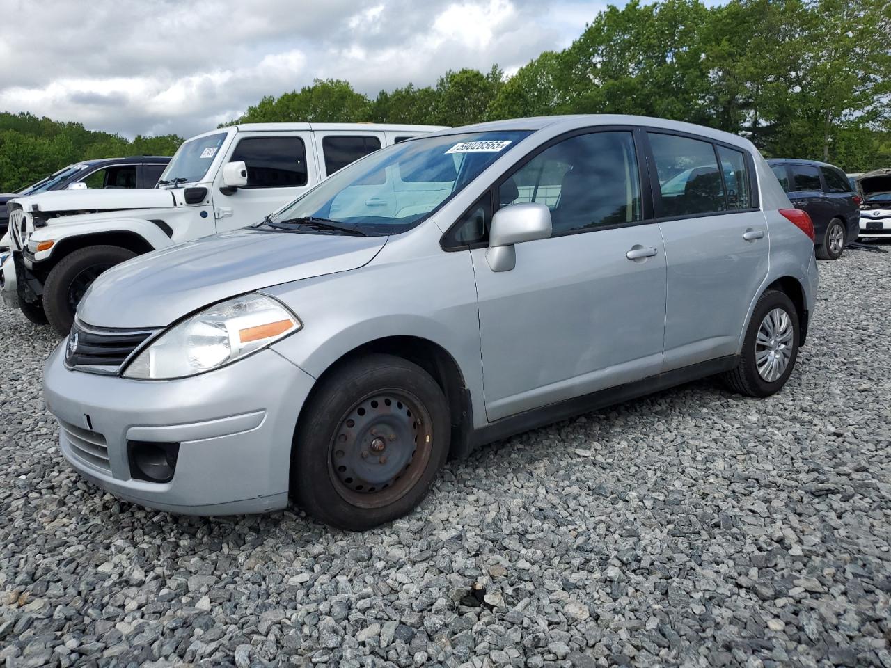 NISSAN VERSA S