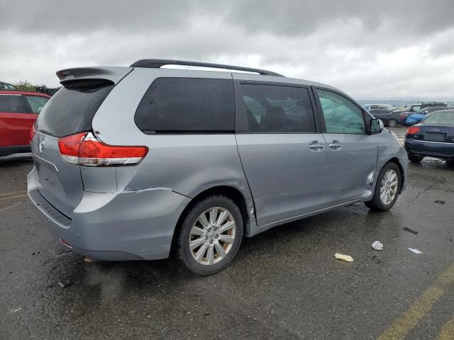 Vin: 5tddk3dc8ds056594, lot: 58149905, toyota all models xle 20133