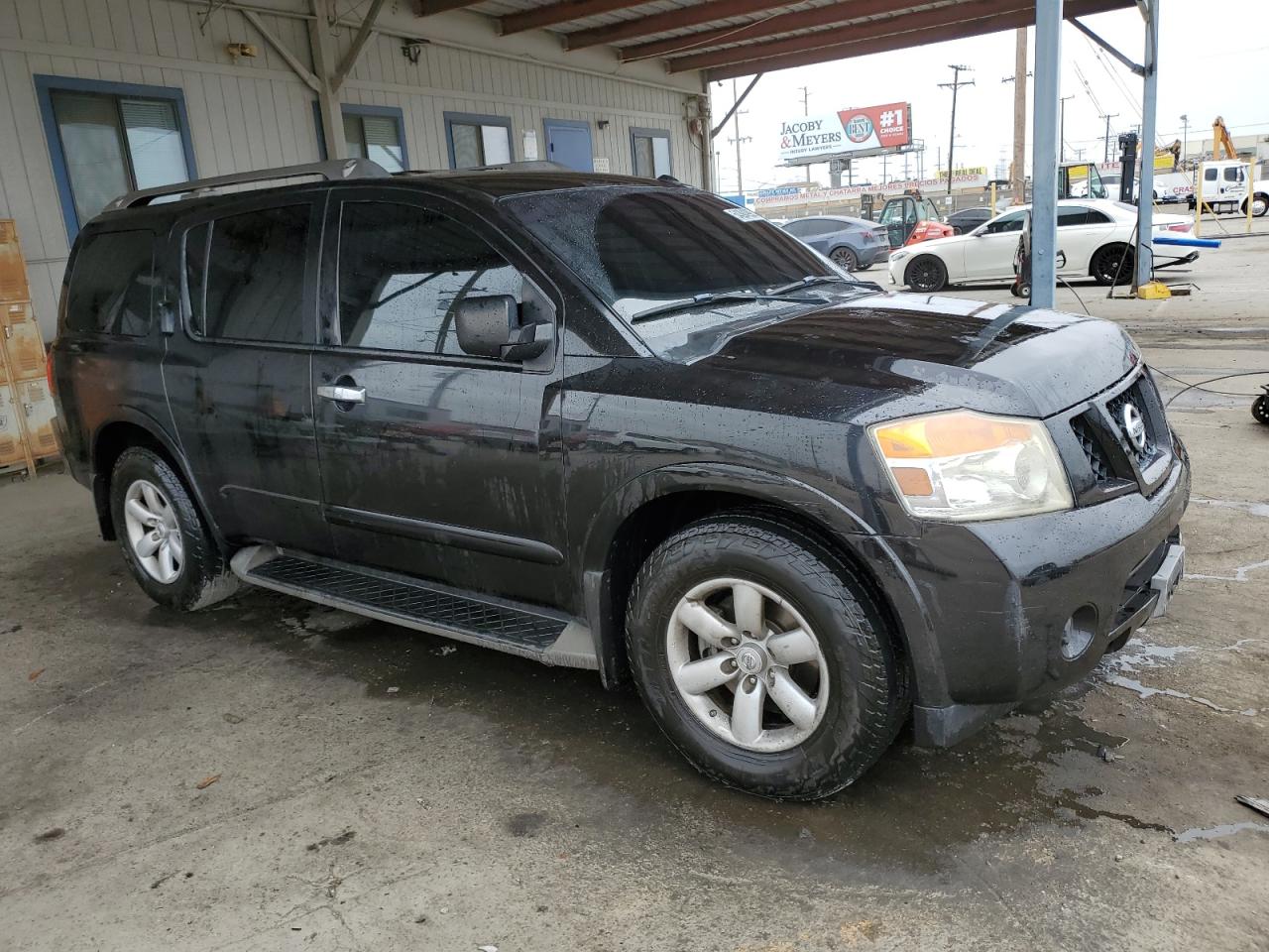 NISSAN ARMADA SV