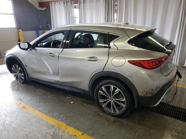 2017 INFINITI QX30 BASE SJKCH5CR9HA025589