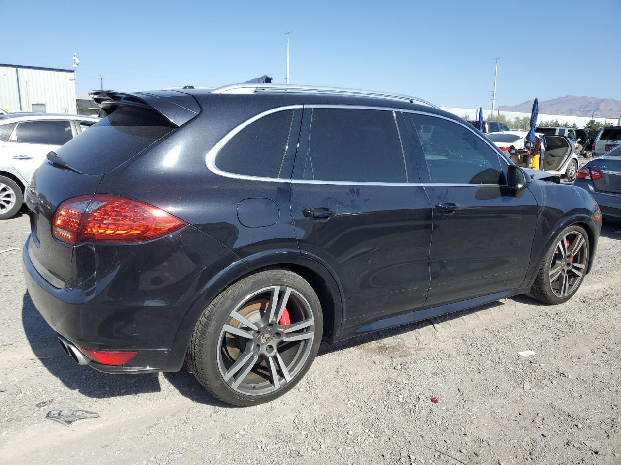PORSCHE CAYENNE TURBO