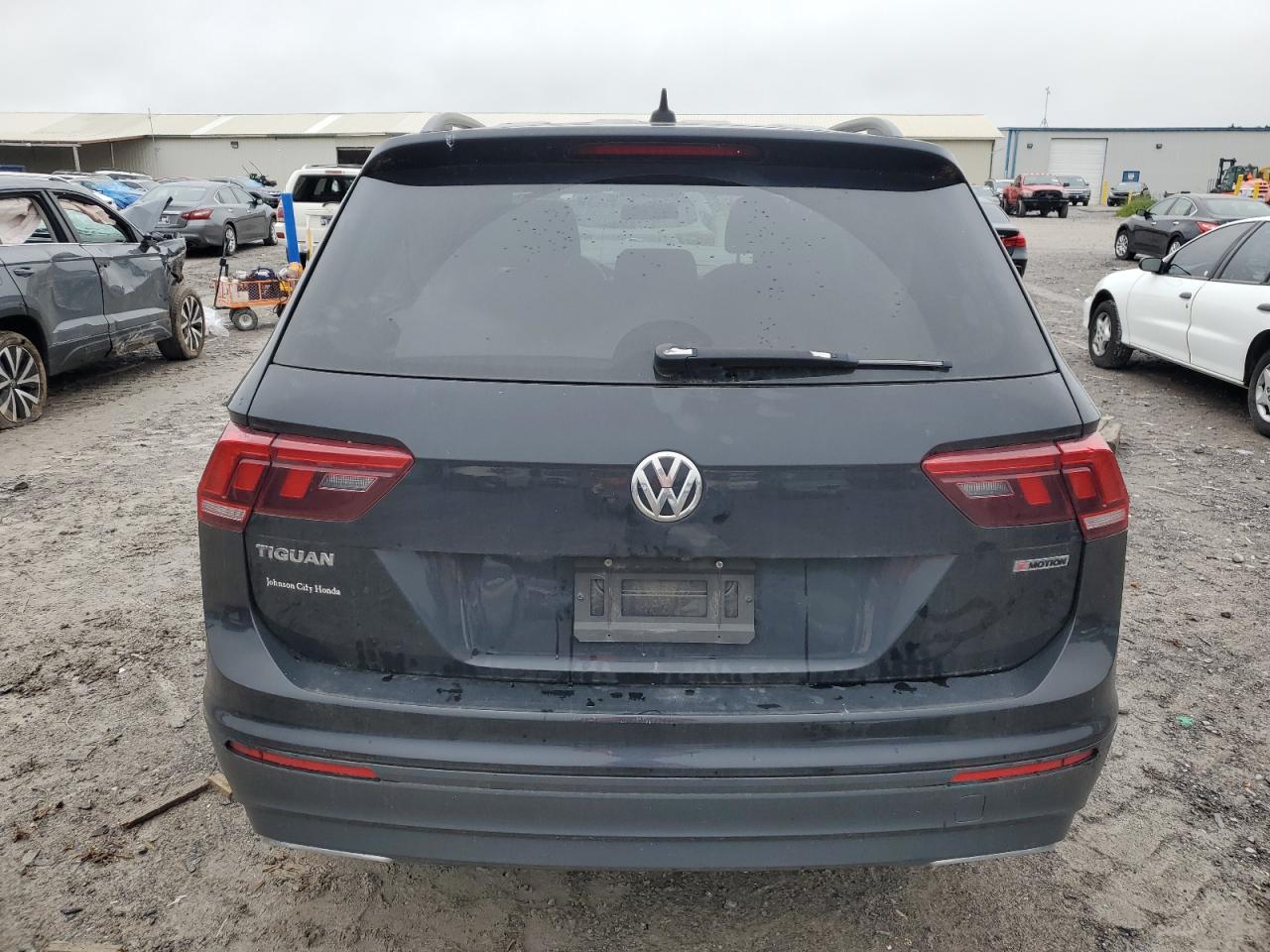 Volkswagen Tiguan s 2020