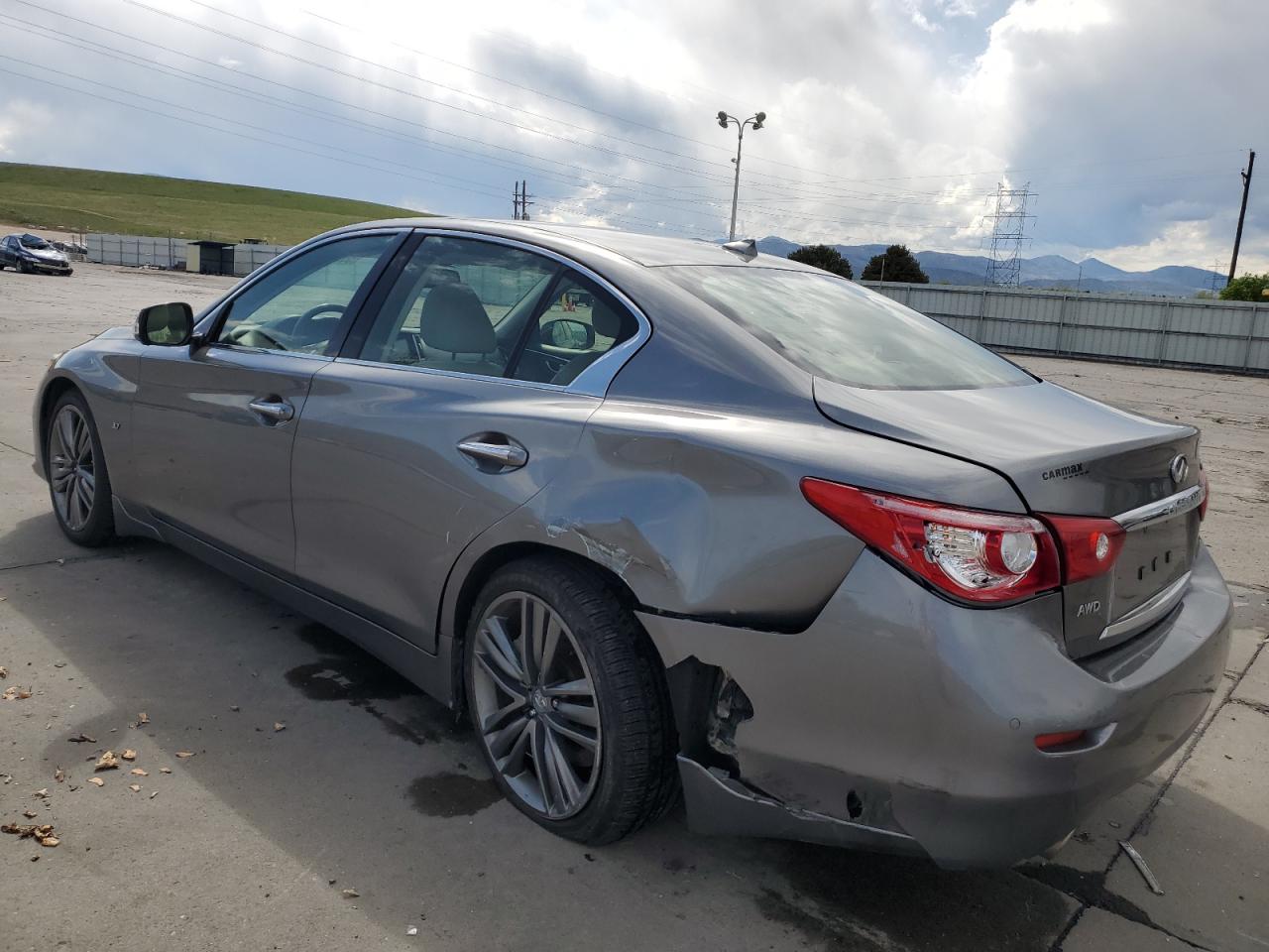 INFINITI Q50 2015