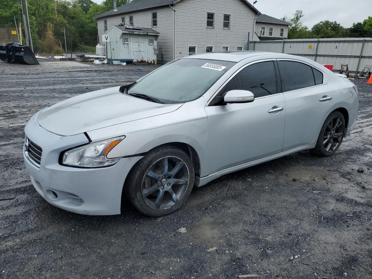 NISSAN MAXIMA S
