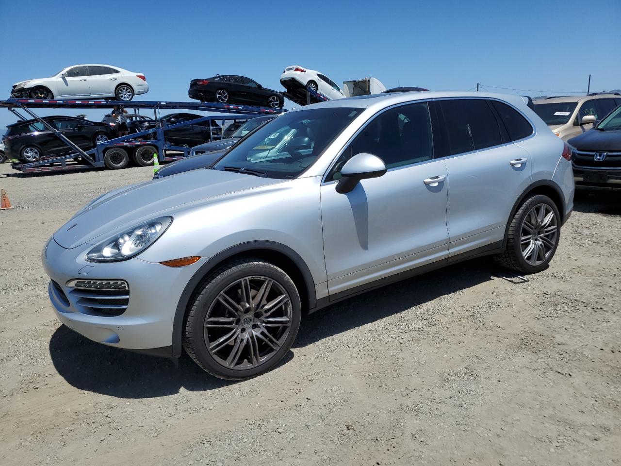 PORSCHE CAYENNE