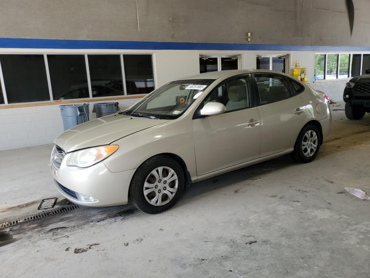 HYUNDAI ELANTRA BLUE