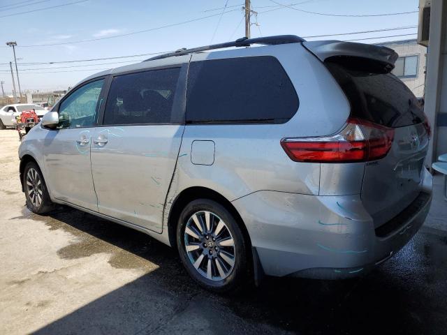 TOYOTA SIENNA XLE 2020 silver  gas 5TDDZ3DC4LS251067 photo #3