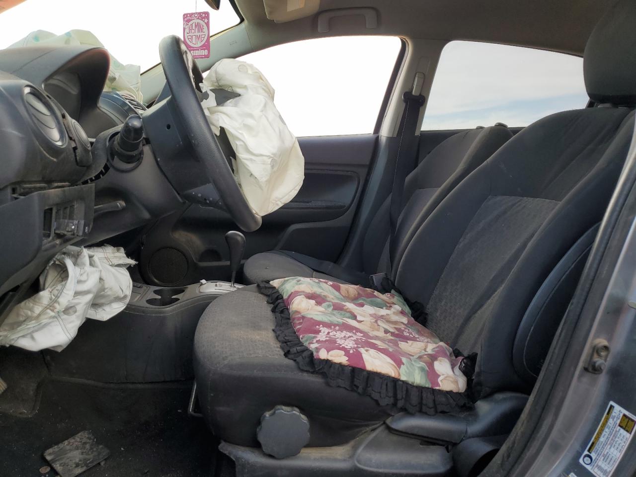 MITSUBISHI MIRAGE ES