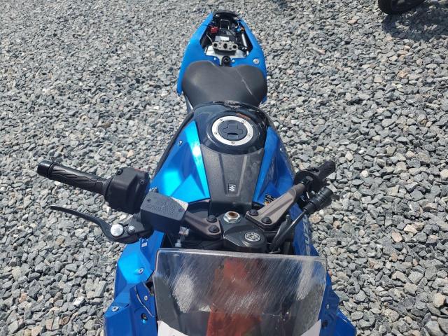 2024 SUZUKI GSX800 F JS1EM13B7R7100169