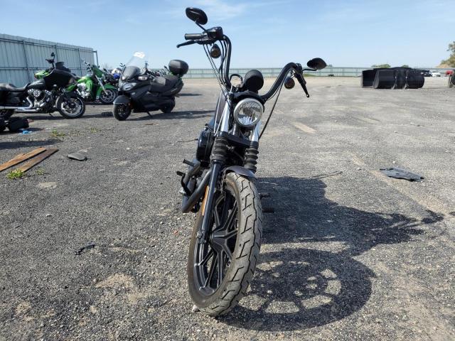 2016 HARLEY-DAVIDSON XL883 IRON 1HD4LE219GC427633