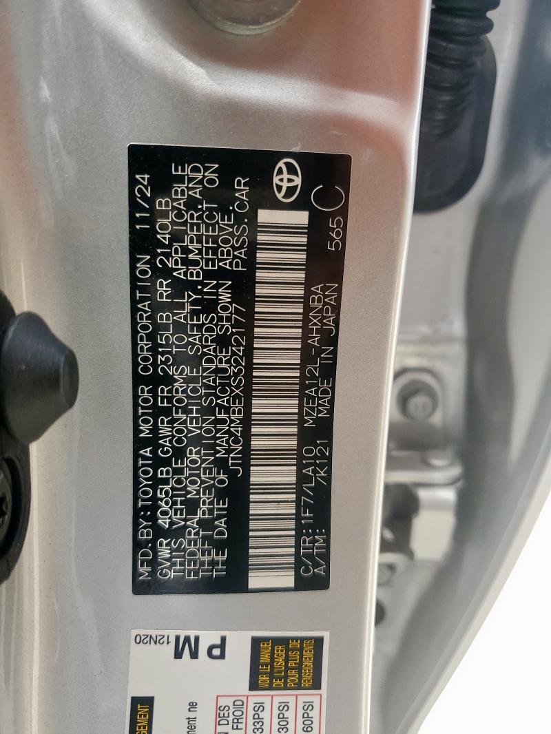 2025 TOYOTA COROLLA XS JTNC4MBEXS3242177