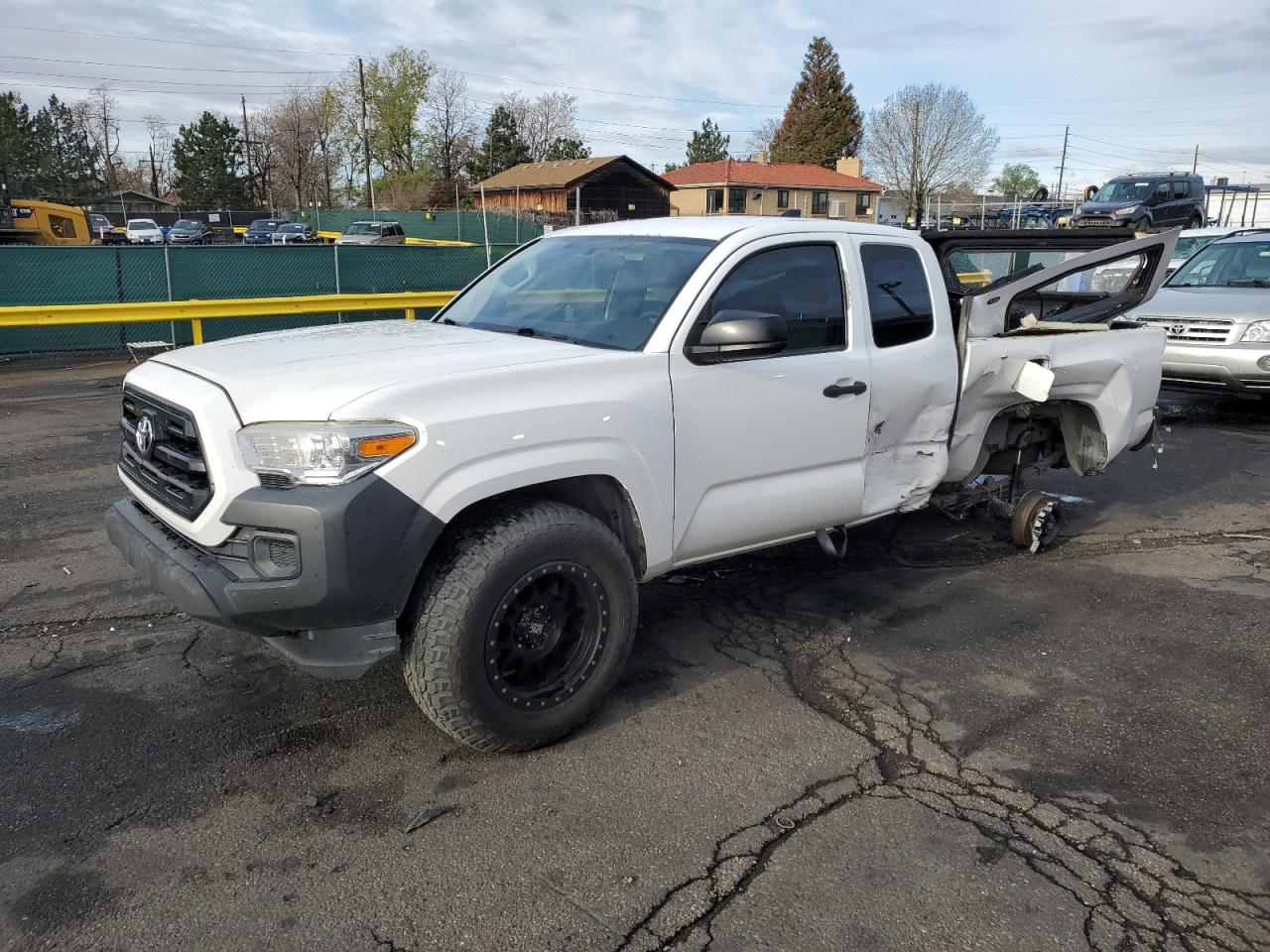 TOYOTA TACOMA ACCESS CAB