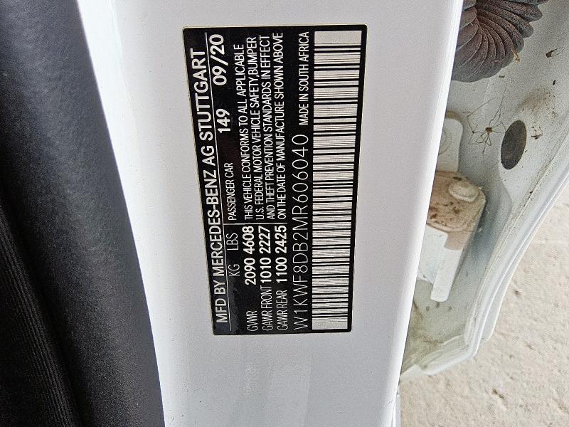 2021 MERCEDES-BENZ C 300 W1KWF8DB2MR606040