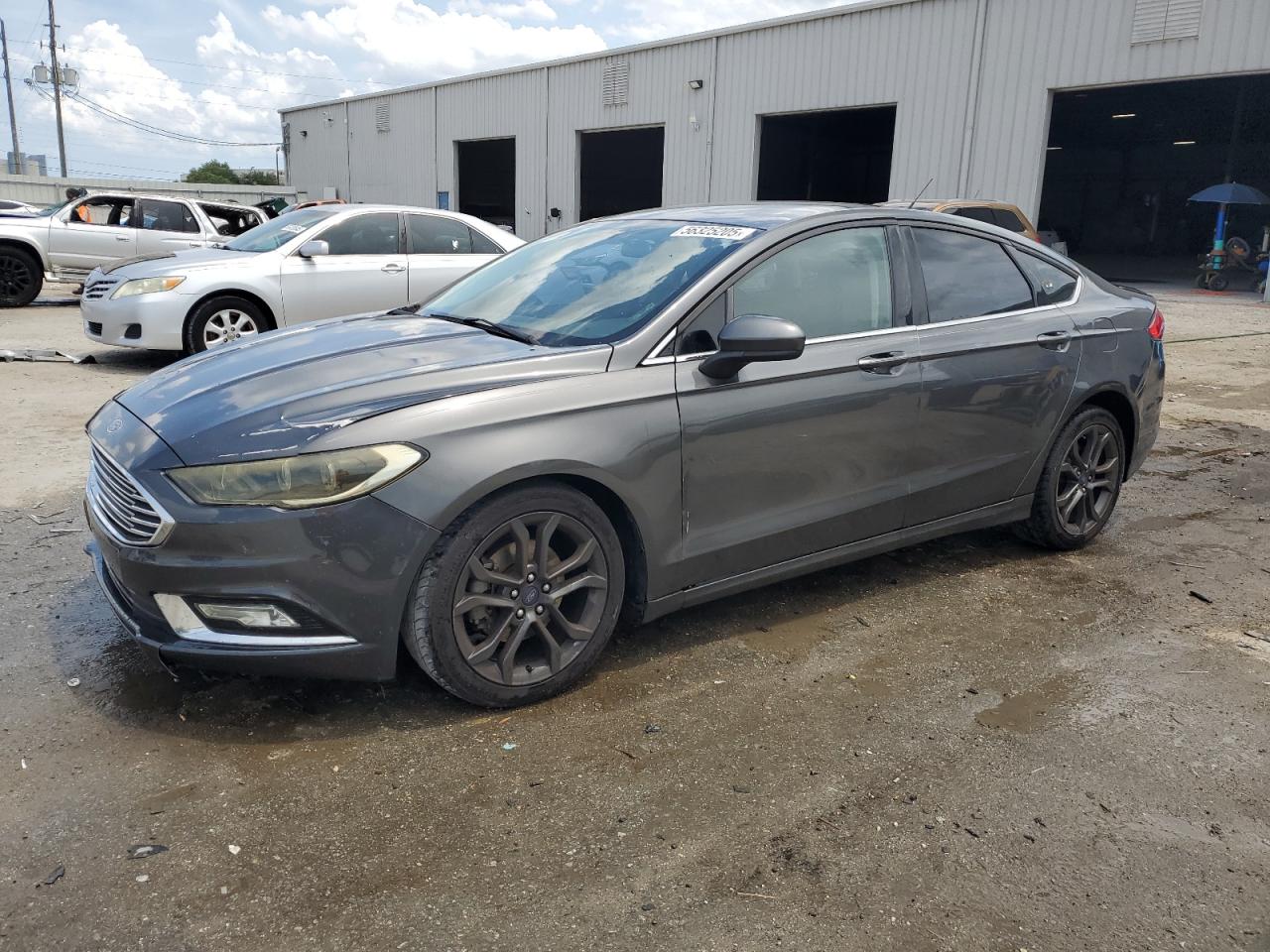 FORD FUSION SE
