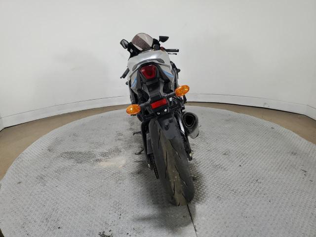 2025 SUZUKI GSX-R1000 JS1DM11B6S7100121
