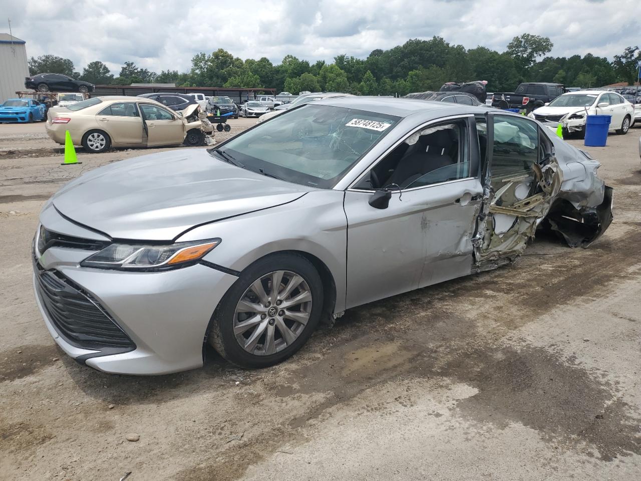 TOYOTA CAMRY L
