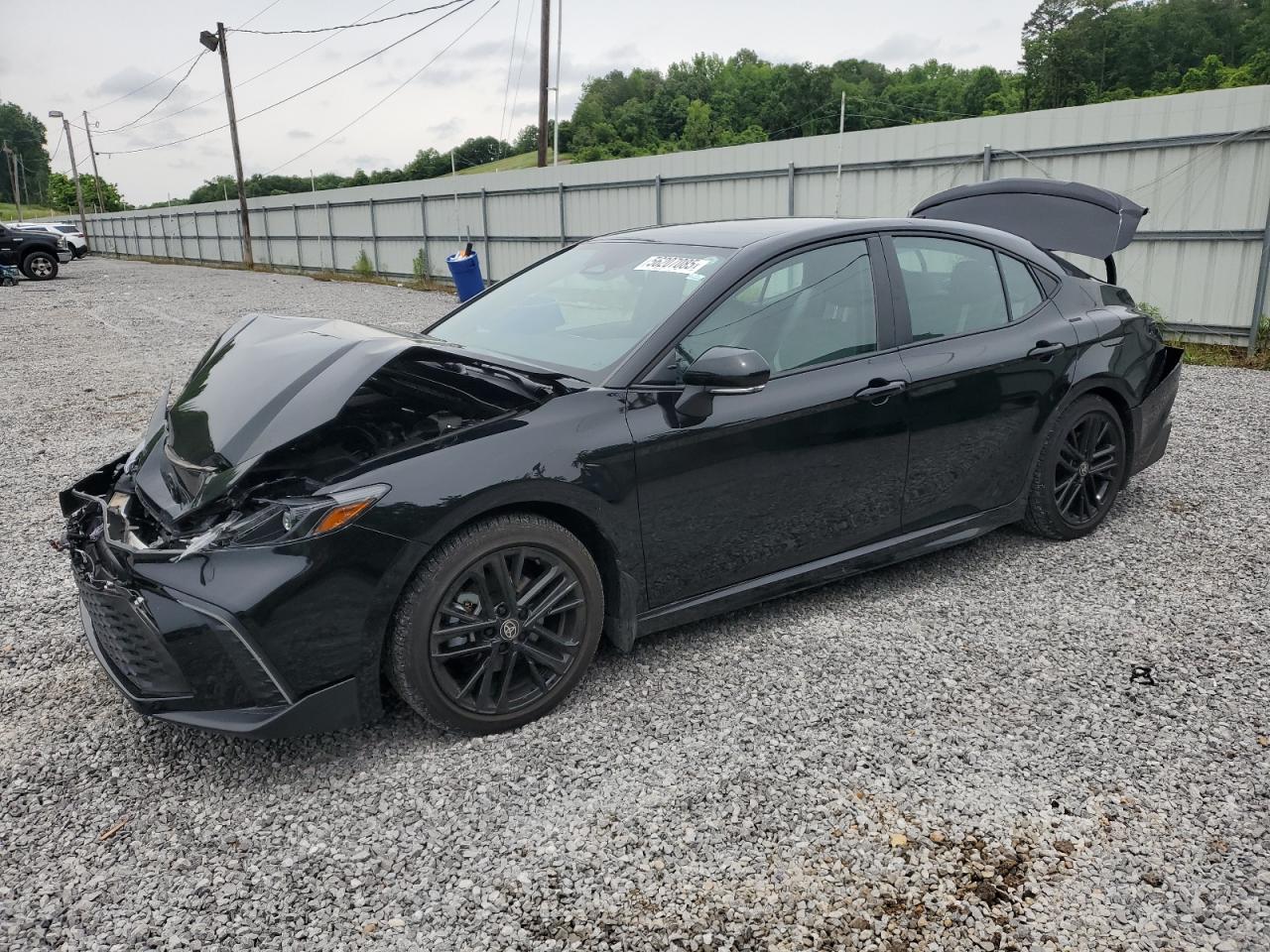 TOYOTA CAMRY XSE