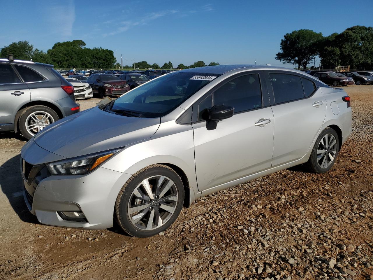 NISSAN VERSA SR