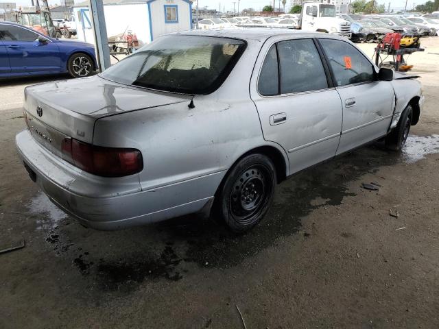 Vin: jt2sk12e0s0332923, lot: 56565725, toyota camry le 19953