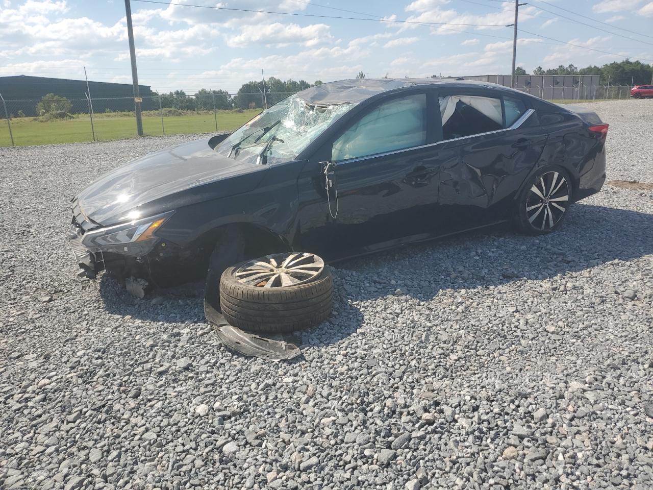 NISSAN ALTIMA SR