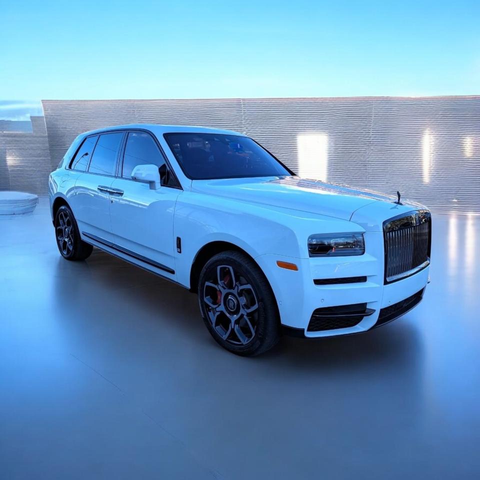 ROLLS-ROYCE CULLINAN BLACK BADGE