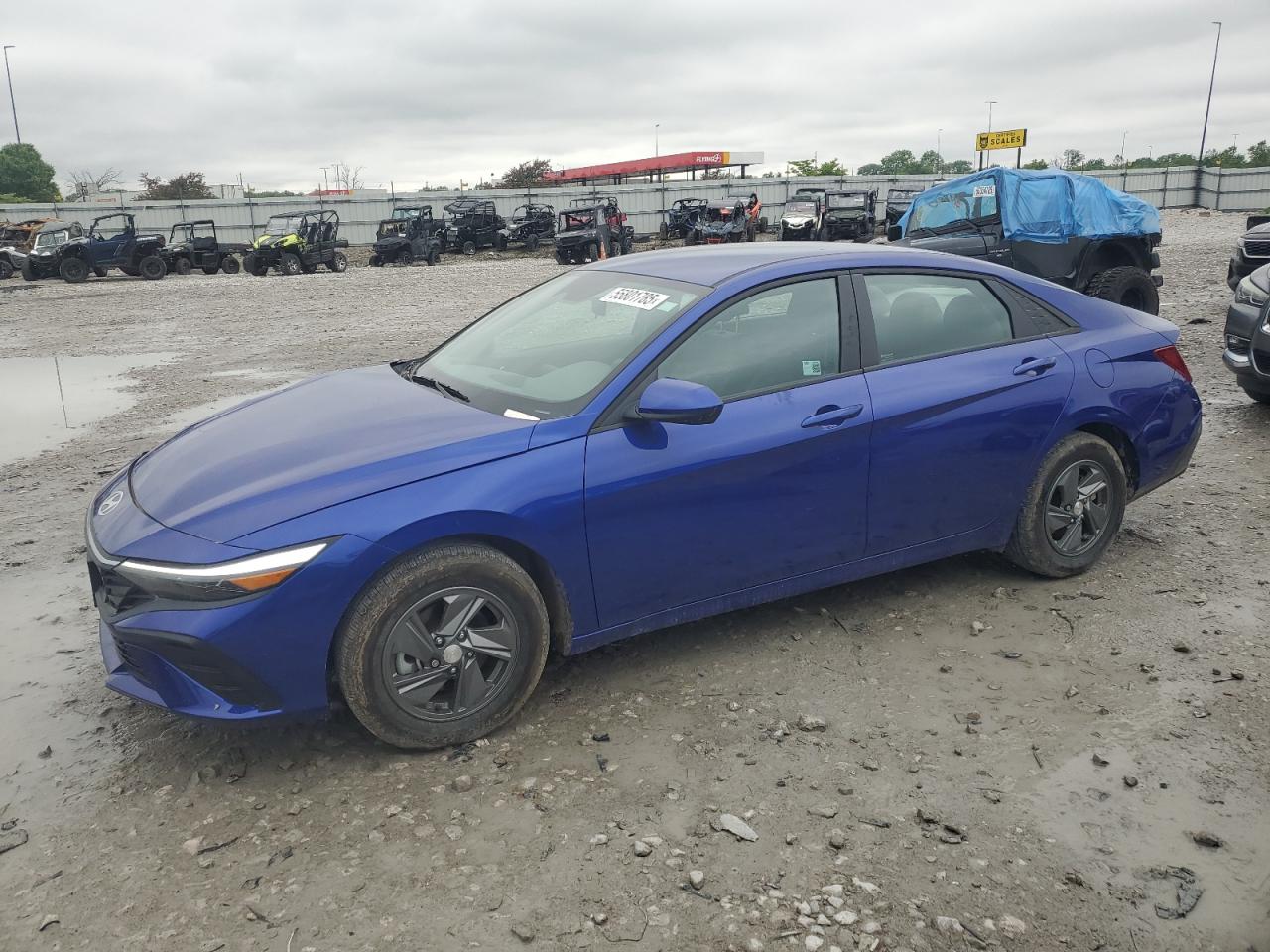 HYUNDAI ELANTRA SE