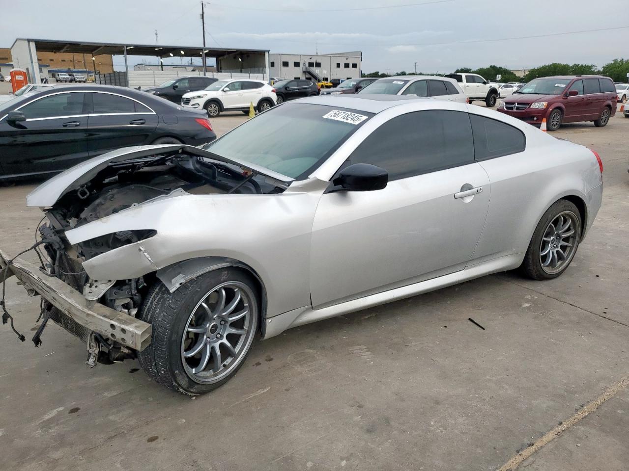 INFINITI G37 BASE