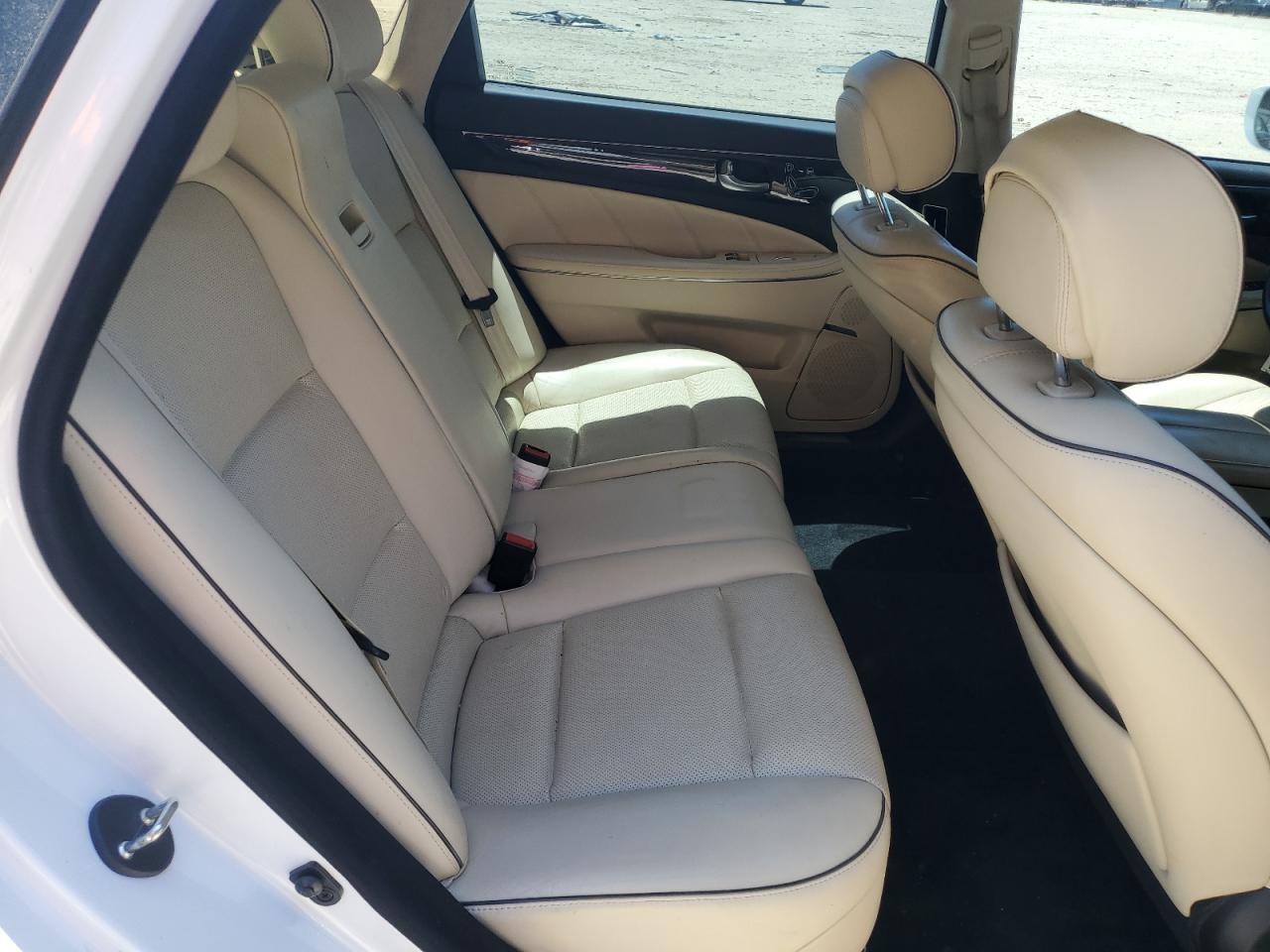 HYUNDAI EQUUS SIGNATURE