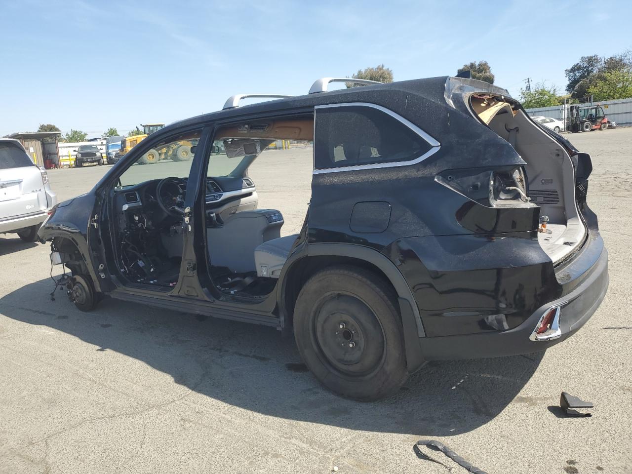 Lot #3220684296 2014 TOYOTA HIGHLANDER