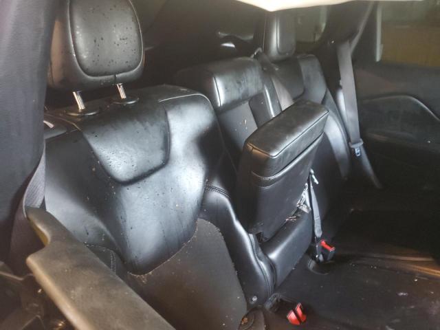 2019 JEEP CHEROKEE L - 1C4PJLLB8KD144983