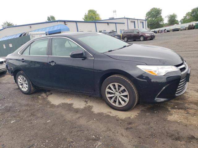 Vin: 4t1bf1fk3hu372082, lot: 57612735, toyota camry le 20174