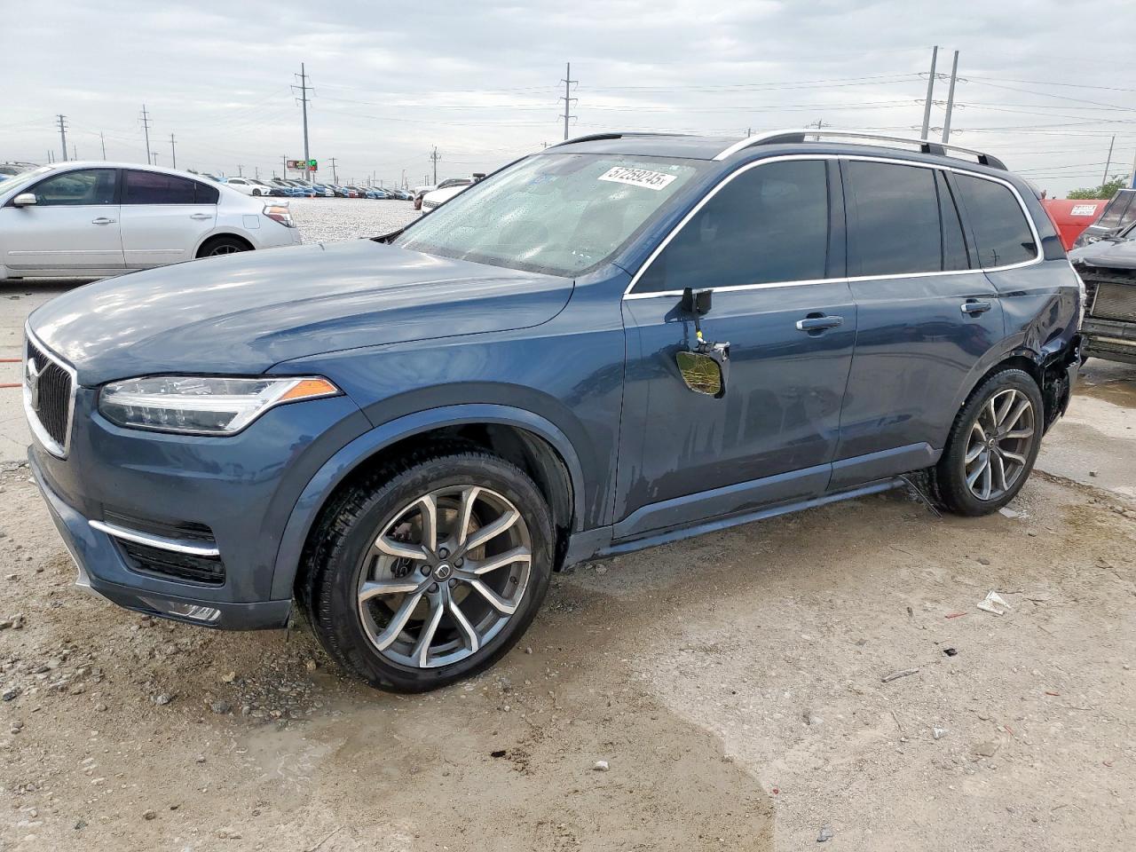 VOLVO XC90 T5 MOMENTUM