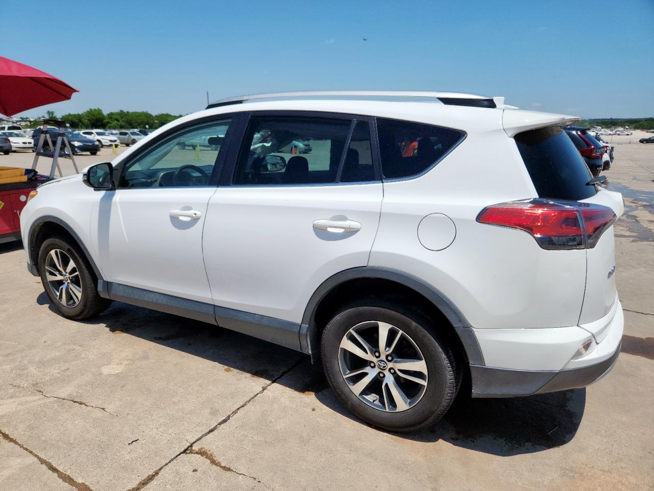 TOYOTA RAV4 XLE