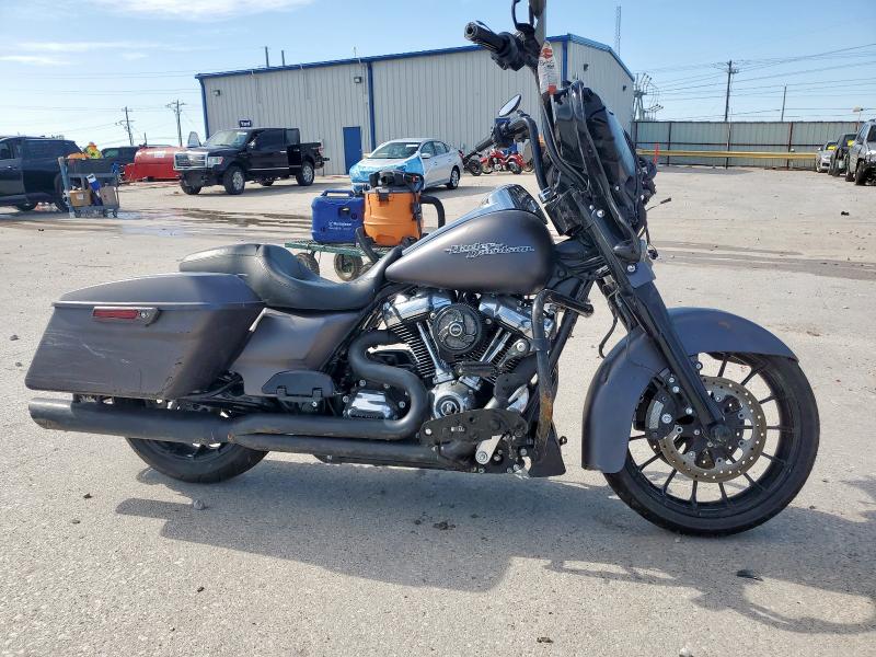 HARLEY-DAVIDSON FLHXS STRE