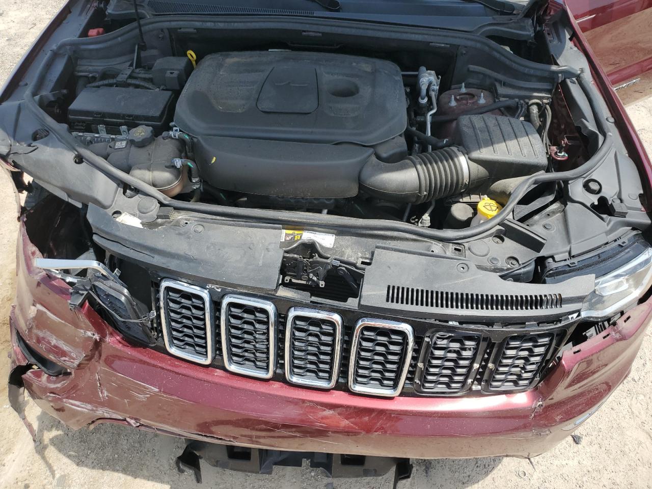 JEEP GRAND CHEROKEE LAREDO