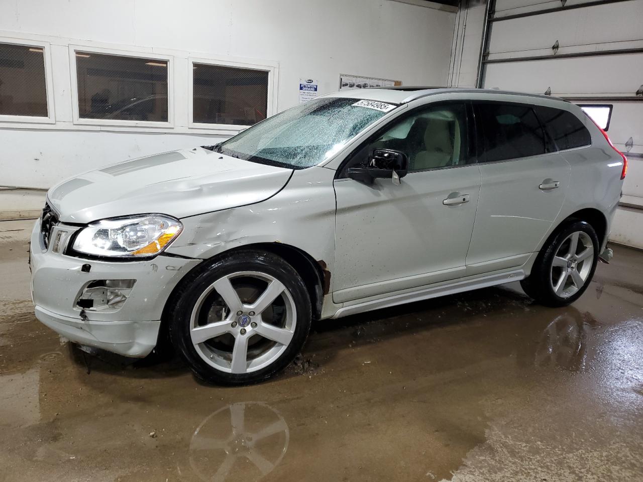 VOLVO XC60 T6