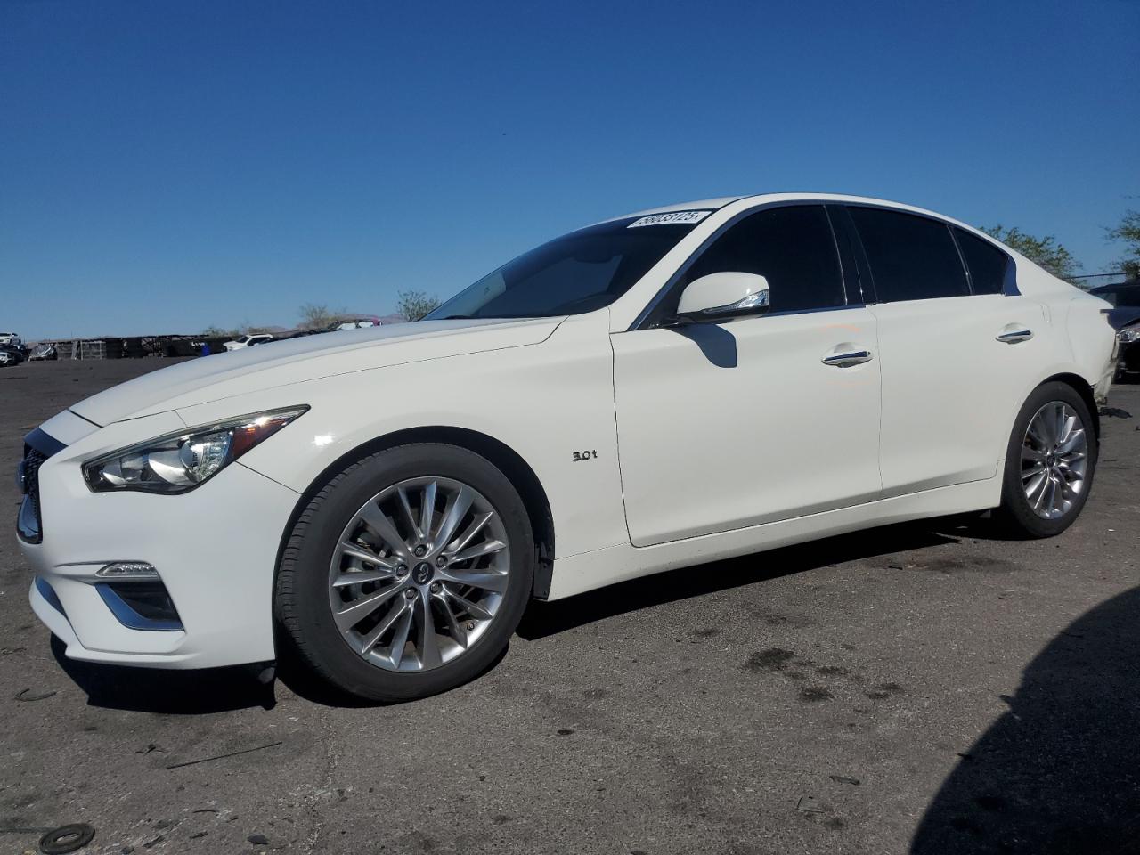 INFINITI Q50 LUXE