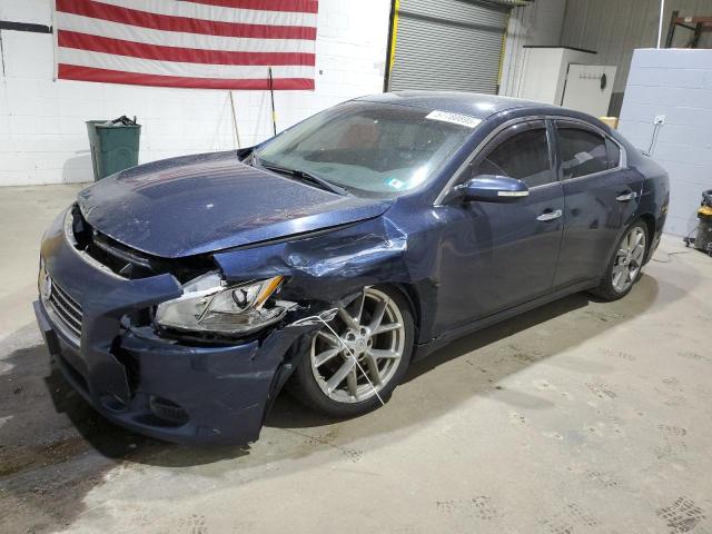 NISSAN MAXIMA S