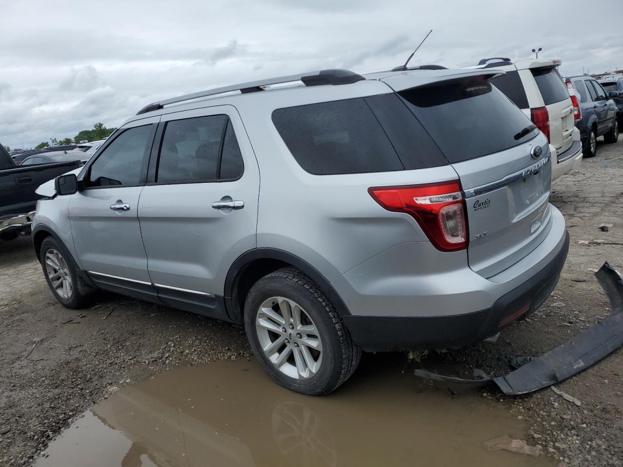FORD EXPLORER XLT