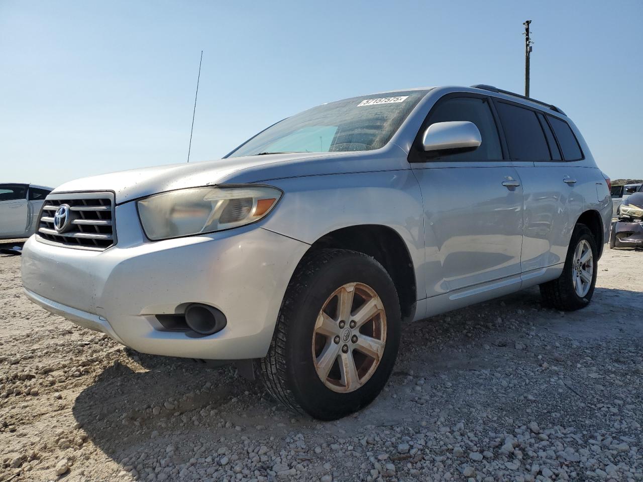 TOYOTA HIGHLANDER
