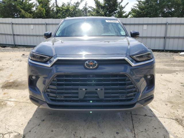 2024 TOYOTA GRAND HIGH 5TDAAAB5XRS038295