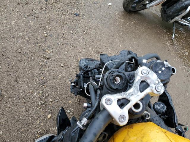 2025 TRIUMPH MOTORCYCLE STREET TRI SMTA614K8STBZ3802
