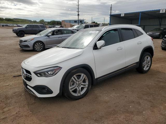 MERCEDES-BENZ GLA 250 4M