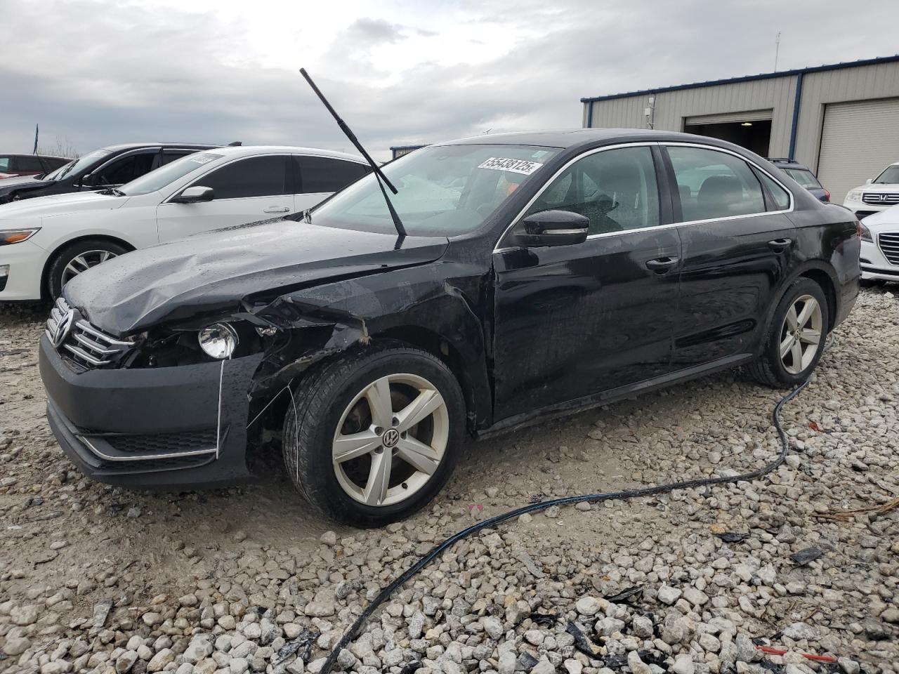VOLKSWAGEN PASSAT SE